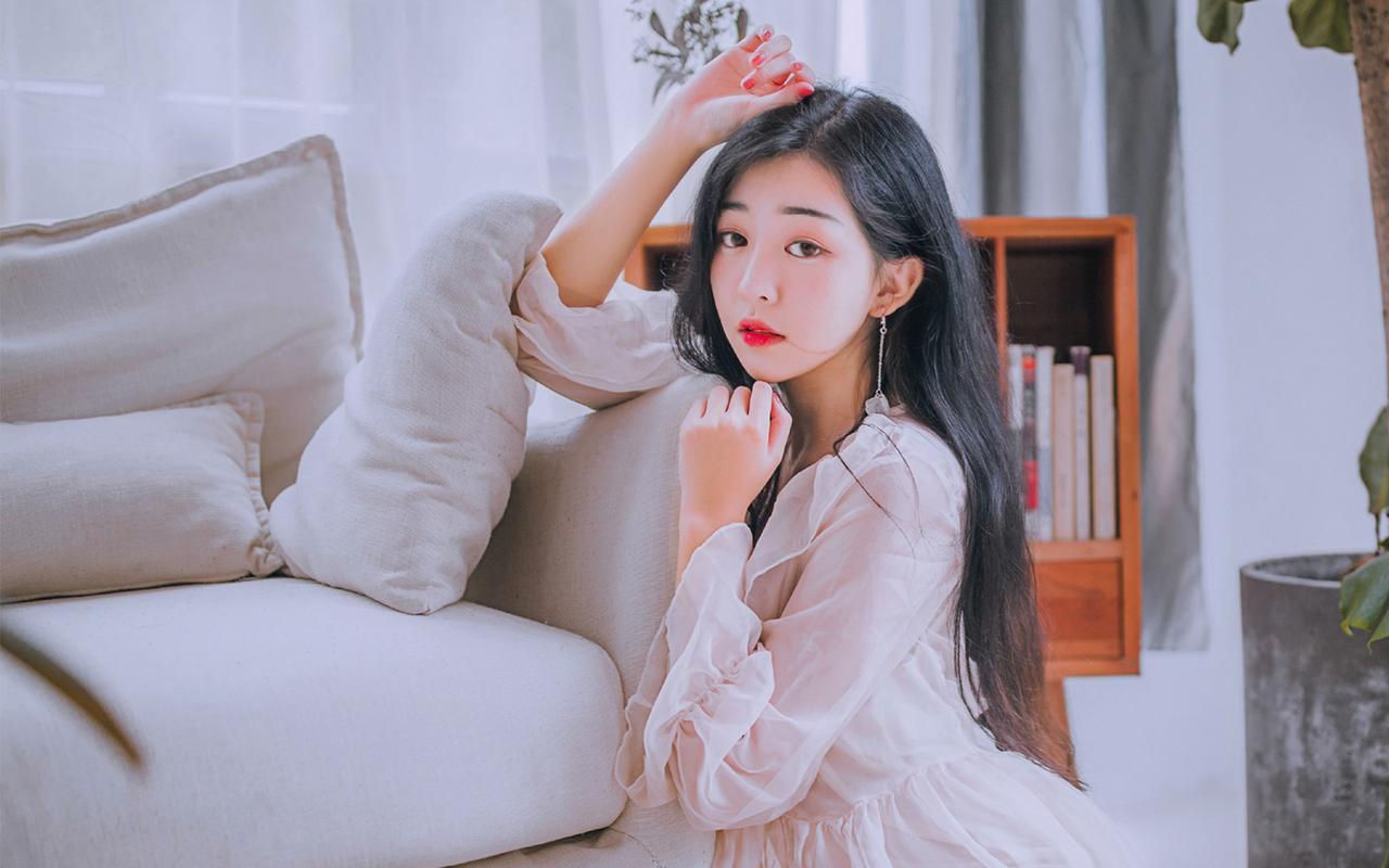 中外“泳士”竞渡长江 激情涌动江城